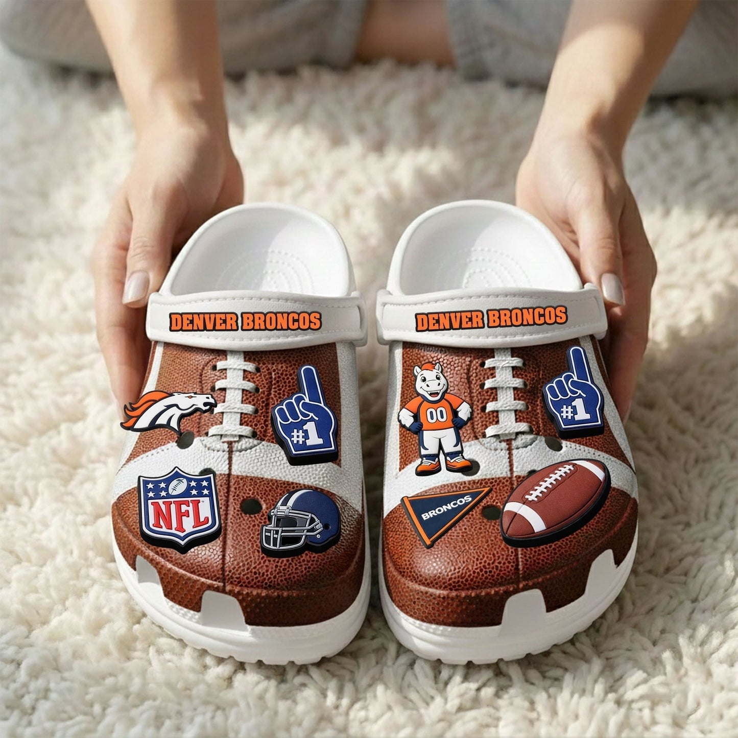 PREMIUM NFL X DEN CLOGS WITH CHARMS NDT NHM