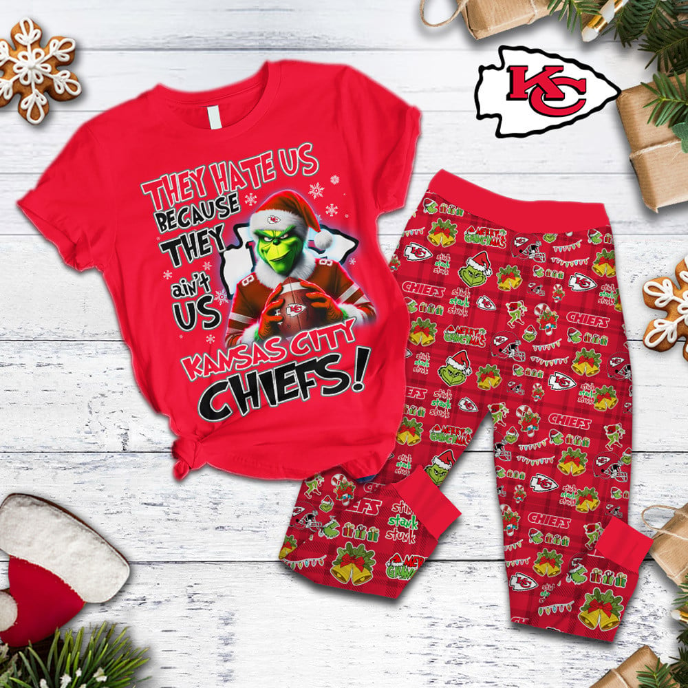 KCC Premium NFL They Ain't Us Grinch Pajamas Set DDT CTND