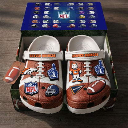 PREMIUM NFL X DEN CLOGS WITH CHARMS NDT NHM
