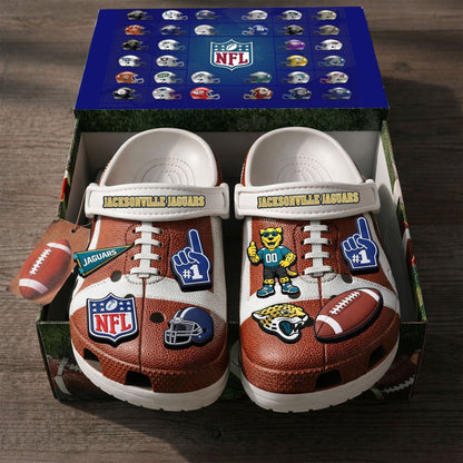 PREMIUM NFL X JAC CLOGS WITH CHARMS NDT NHM