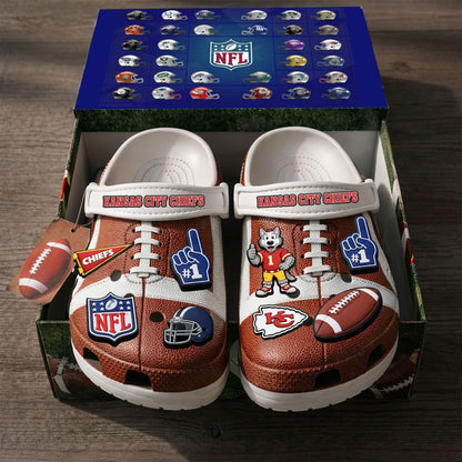 PREMIUM NFL X KC CLOGS WITH CHARMS NDT NHM