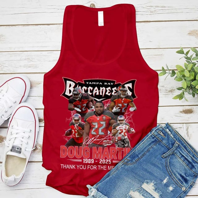 Premium NFL In Memory Of Doug Martin T-Shirt  V2 NMD TTV