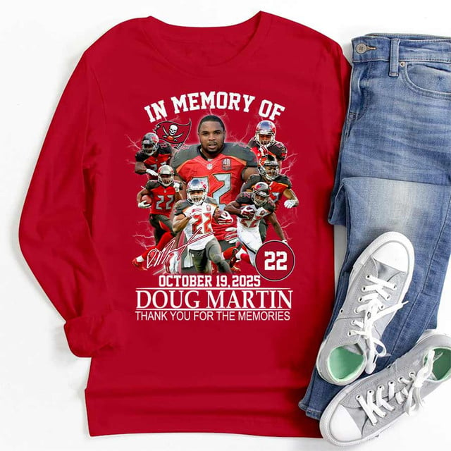 Premium NFL In Memory Of Doug Martin T-Shirt  V4 NMD TTV