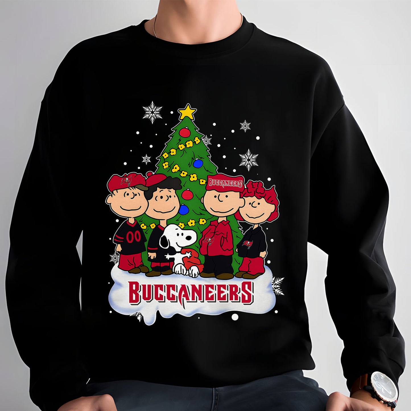 TB x NFL Peanuts Snoopy And Friends Christmas Tree 2D Shirt DatND DVT